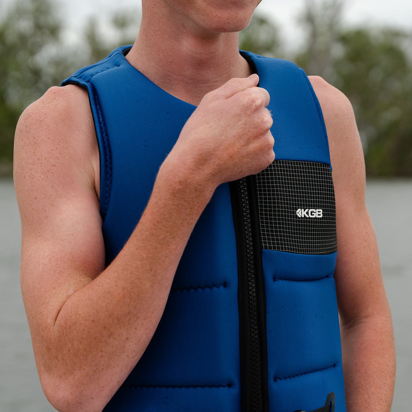 2027 KGB CAPITAL VEST NAVY
