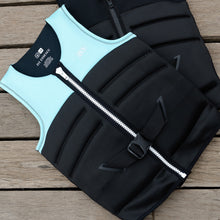 Load image into Gallery viewer, 2027 IVY ESSENCE VEST LIGHT BLUE