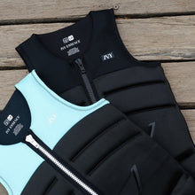 Load image into Gallery viewer, 2027 IVY ESSENCE VEST BLACK