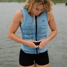Load image into Gallery viewer, 2027 IVY SOL VEST SOFT BLUE
